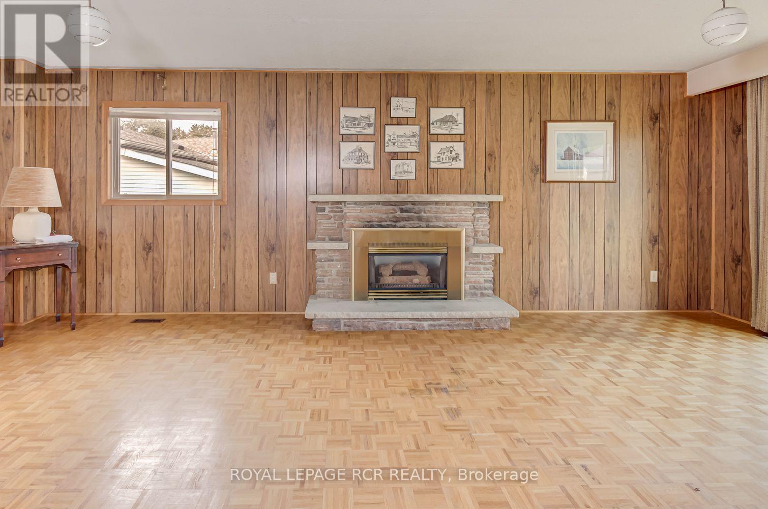 115 Meadowvale Court Property Photo 16