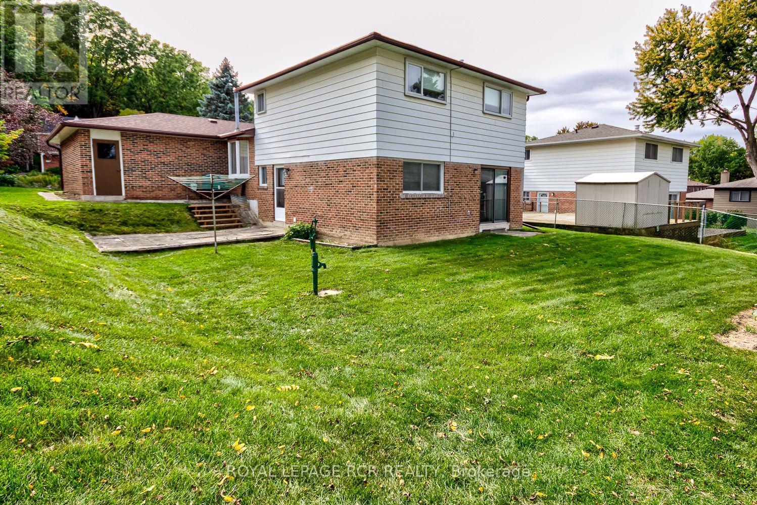 115 Meadowvale Court Property Photo 29