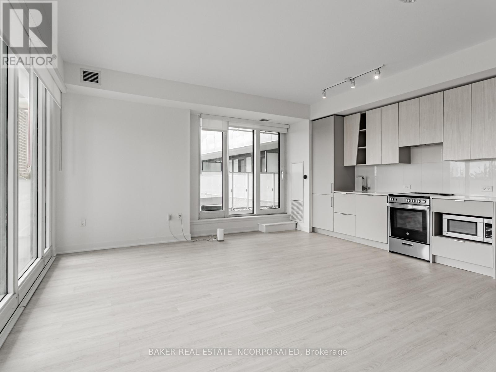 213 - 3883 Quartz Road Property Photo 6