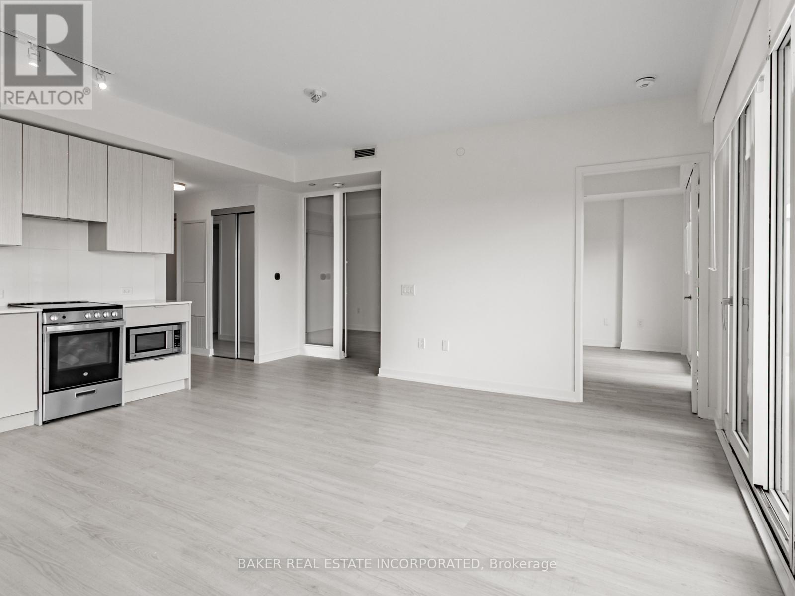 213 - 3883 Quartz Road Property Photo 7