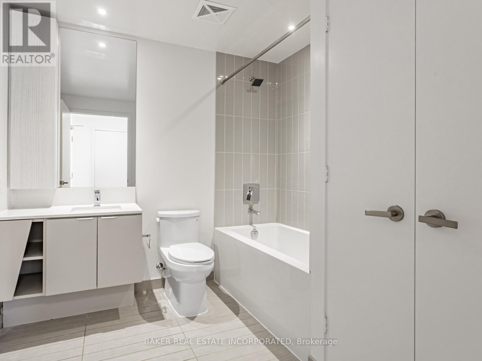 213 - 3883 Quartz Road Property Photo 12