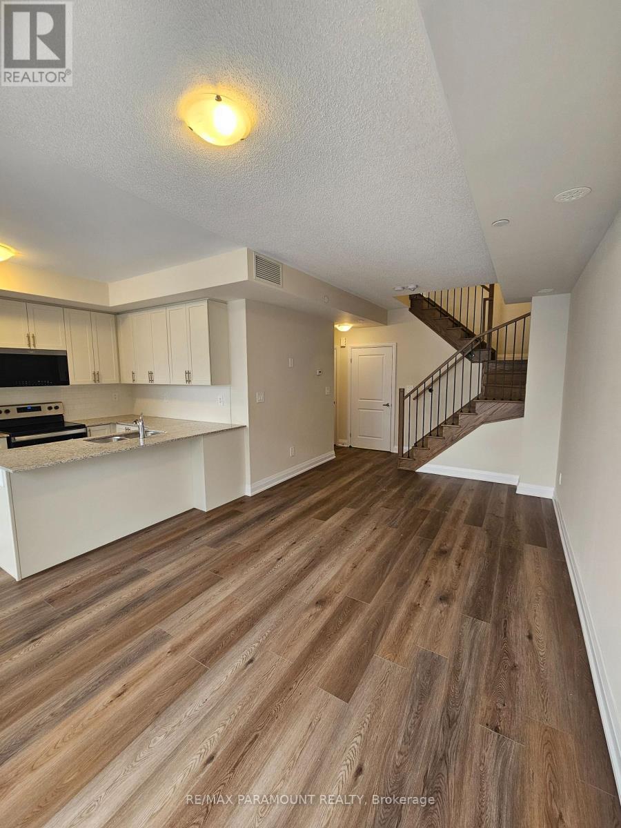 117 - 1581 Rose Way Property Photo 7