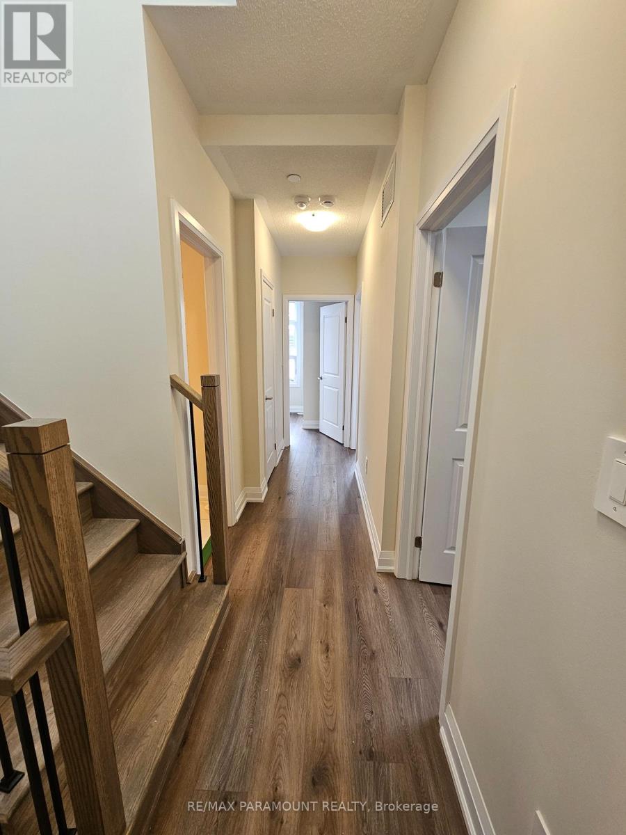 117 - 1581 Rose Way Property Photo 15
