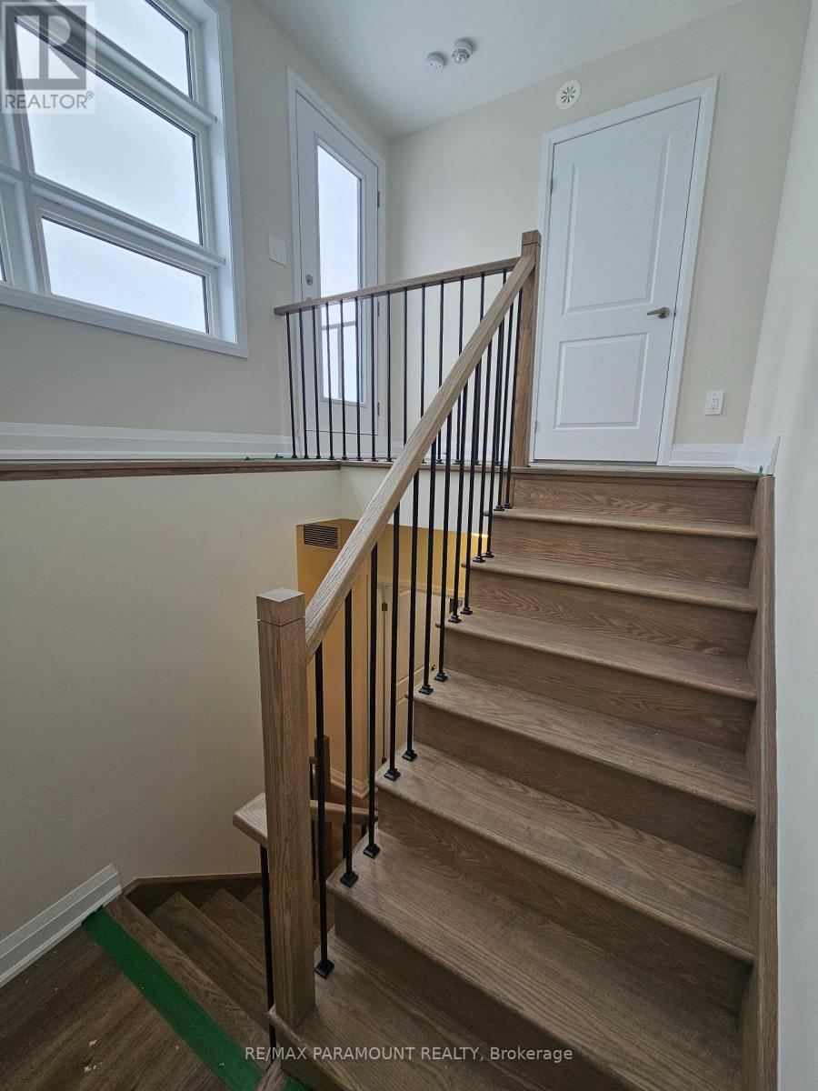 117 - 1581 Rose Way Property Photo 26