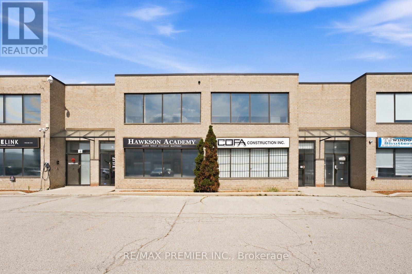 12 - 13 KENVIEW BOULEVARD