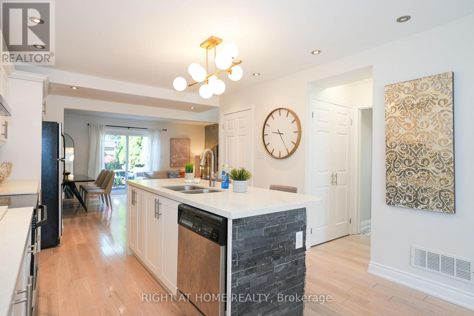2038 Chrisdon Road Property Photo 7