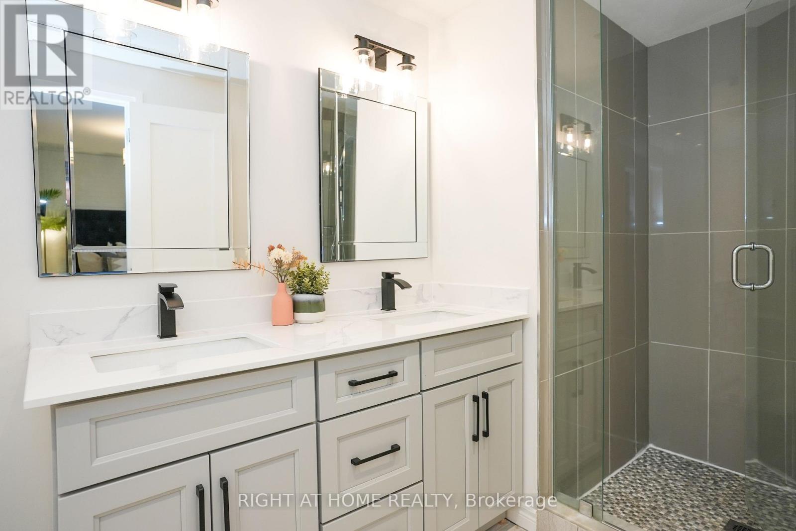 2038 Chrisdon Road Property Photo 24