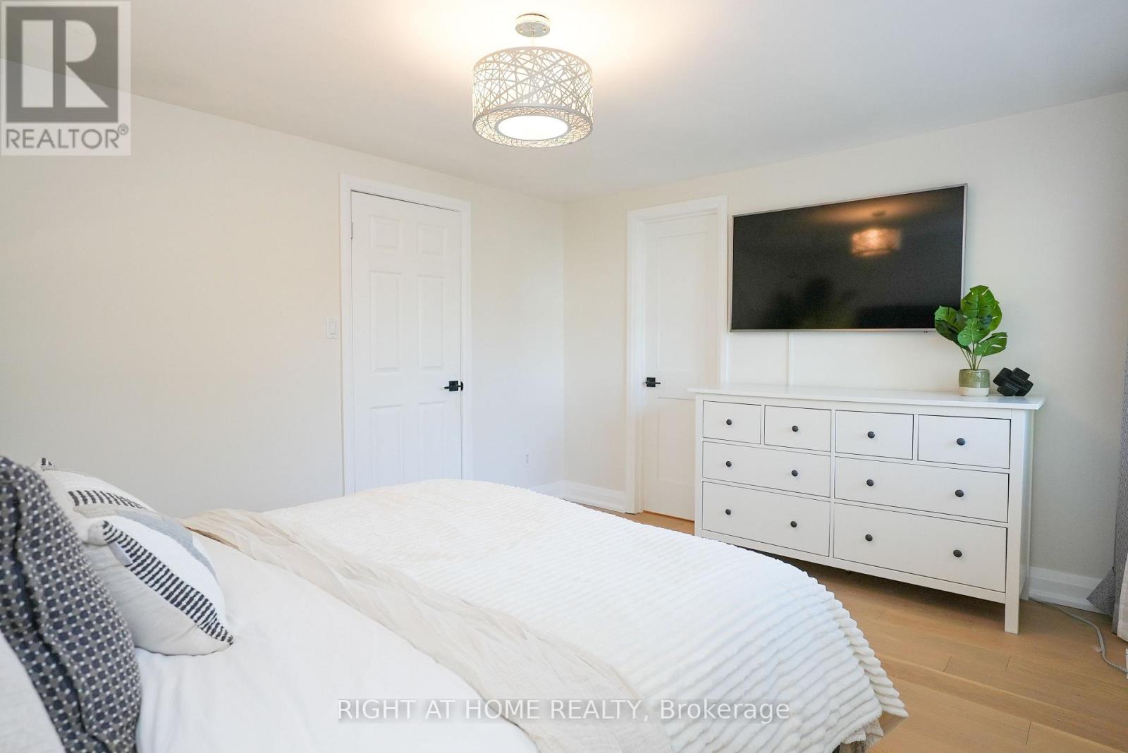 2038 Chrisdon Road Property Photo 28