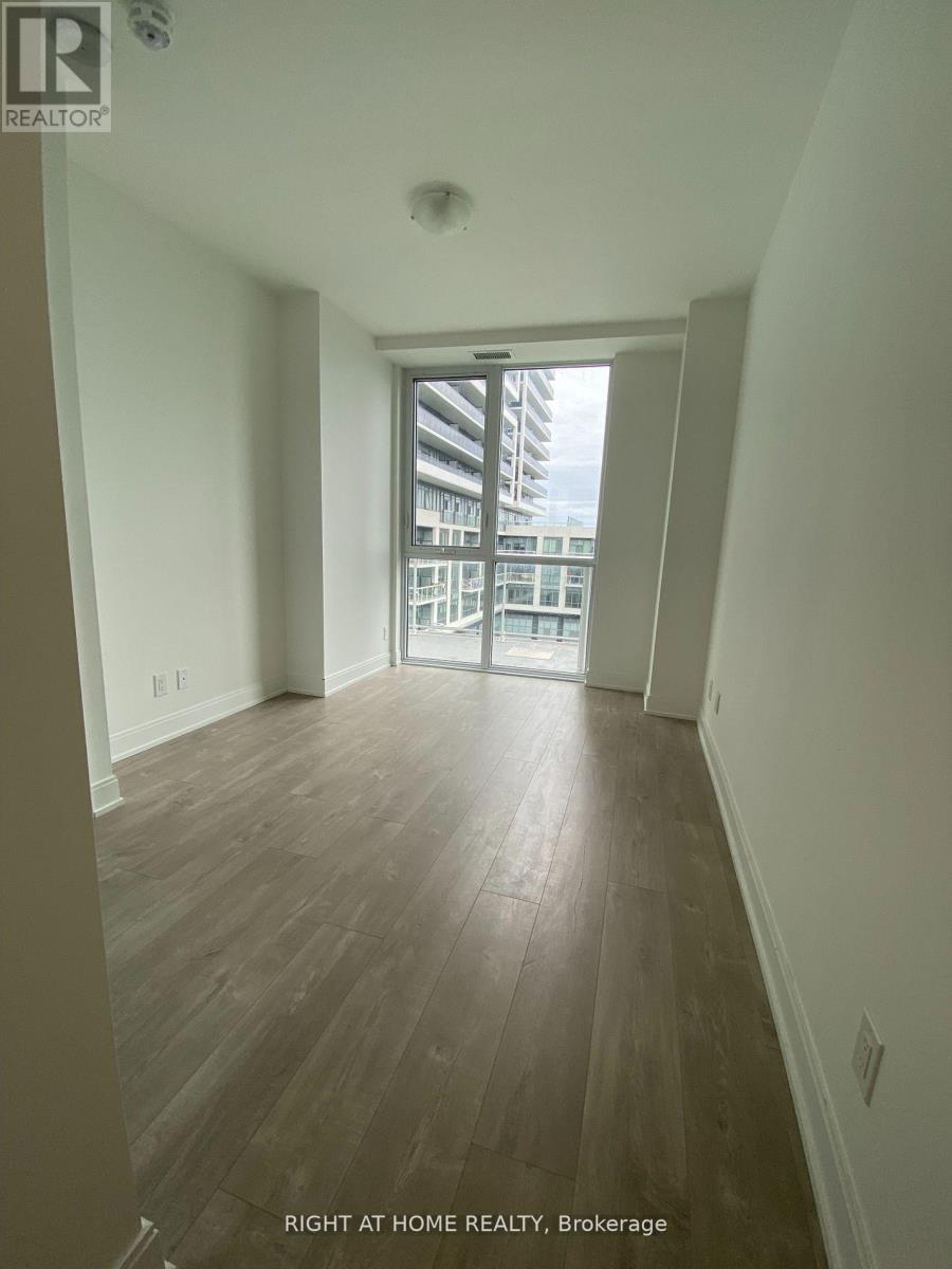413 - 70 Annie Craig Drive W Property Photo 10