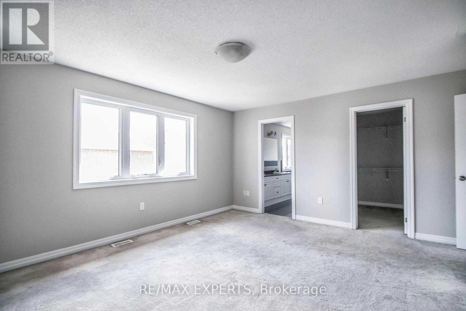 Upper - 15 Giltspur Road Property Photo 12