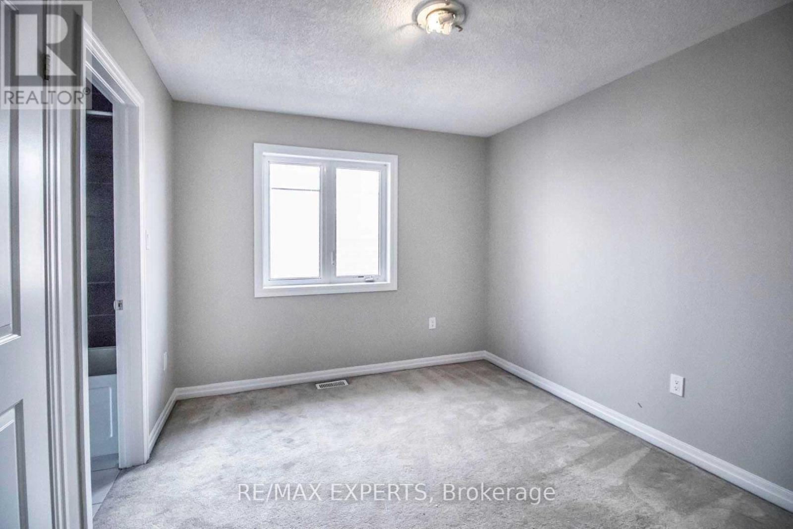 Upper - 15 Giltspur Road Property Photo 15