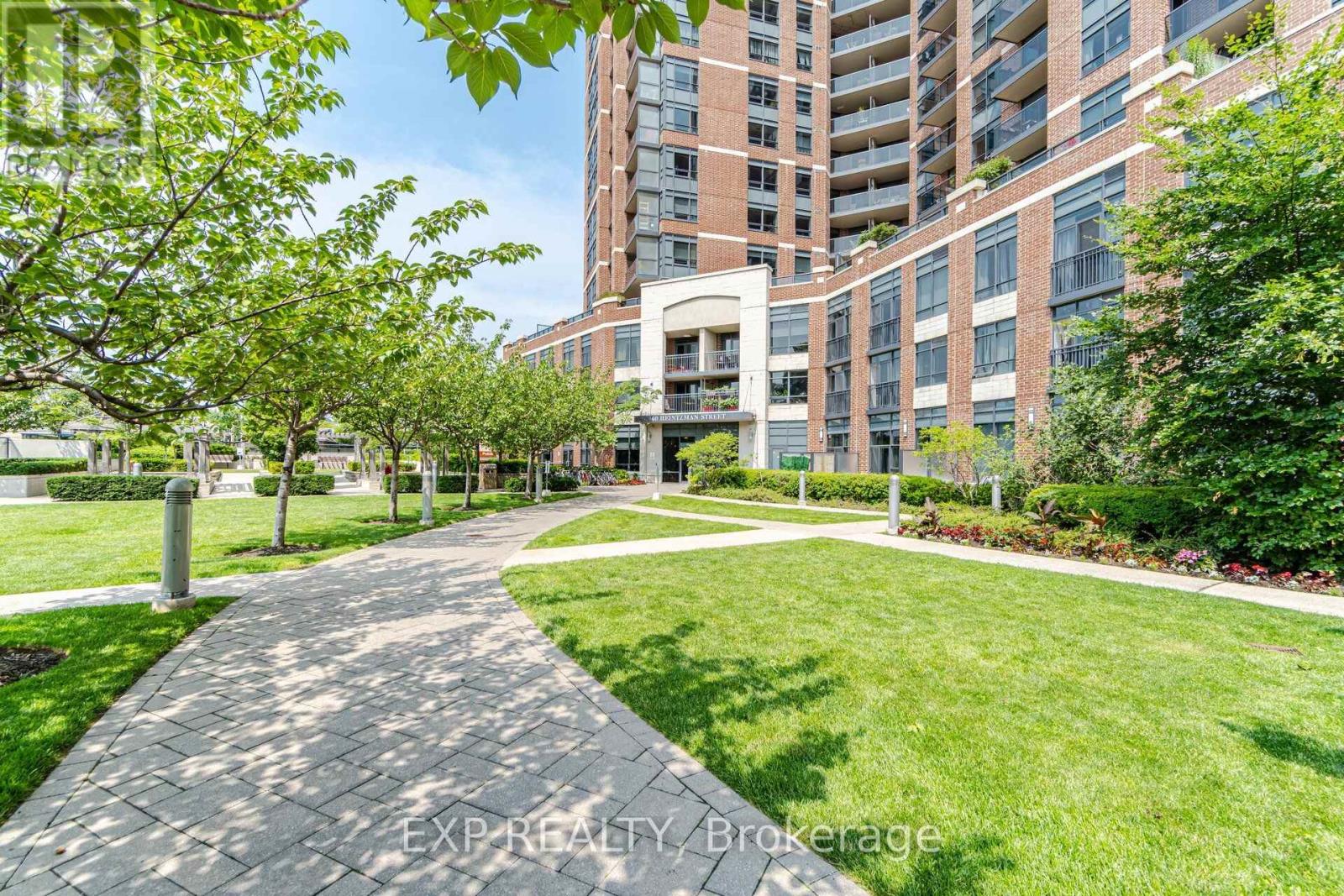 1030 - 60 Heintzman Street Property Photo 27