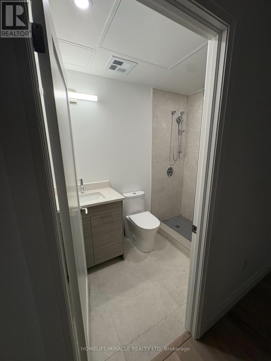 317 - 26 Mill Street Property Photo 9