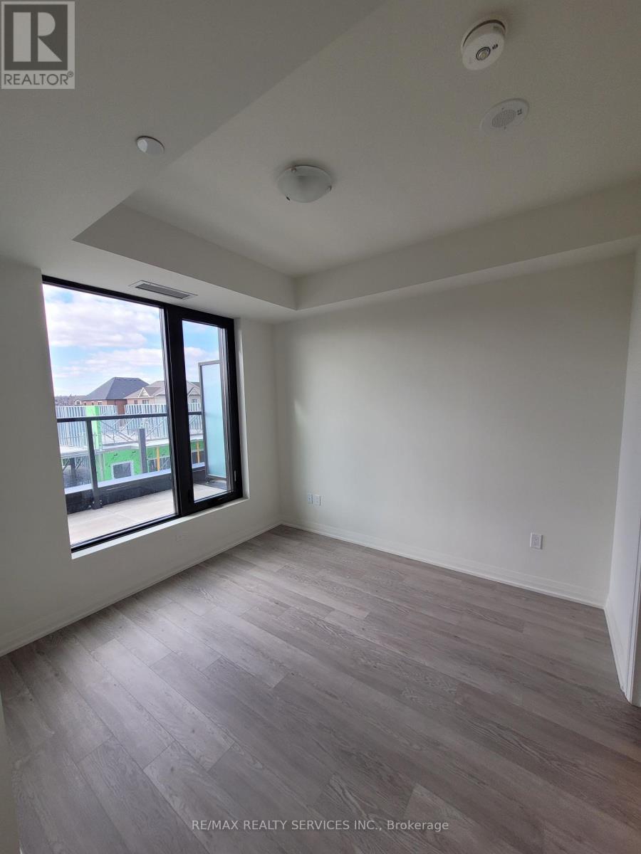 212 - 3006 William Cutmore Boulevard Property Photo 6