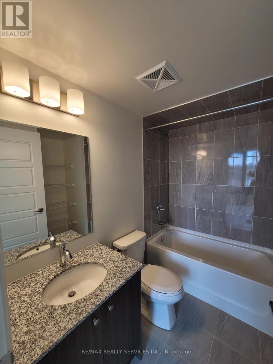 212 - 3006 William Cutmore Boulevard Property Photo 7