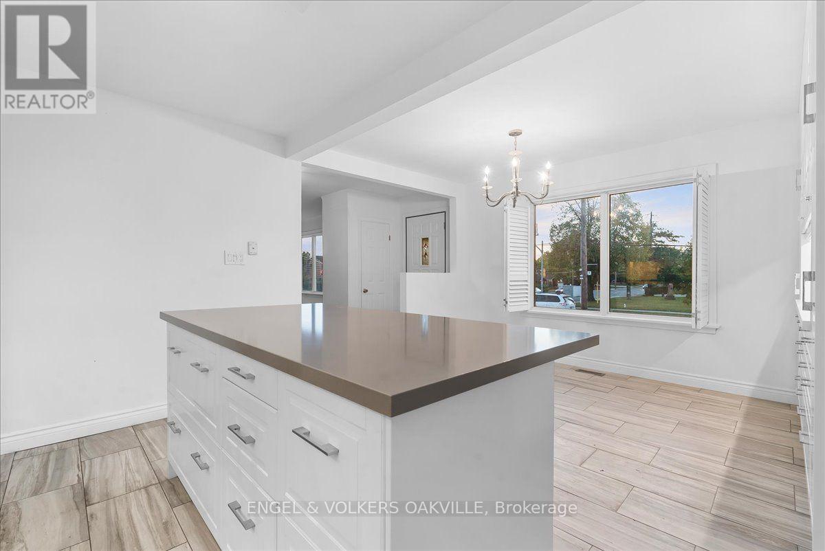 351 Renforth Drive Property Photo 10