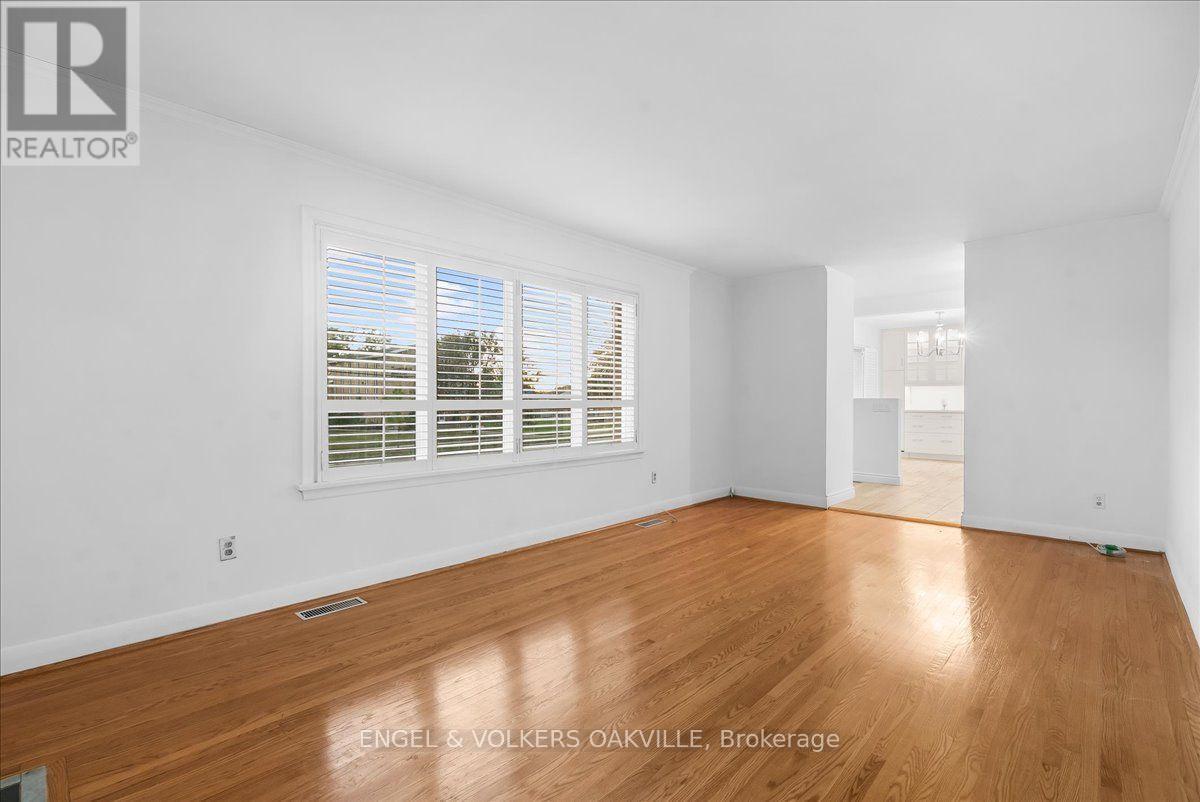 351 Renforth Drive Property Photo 13