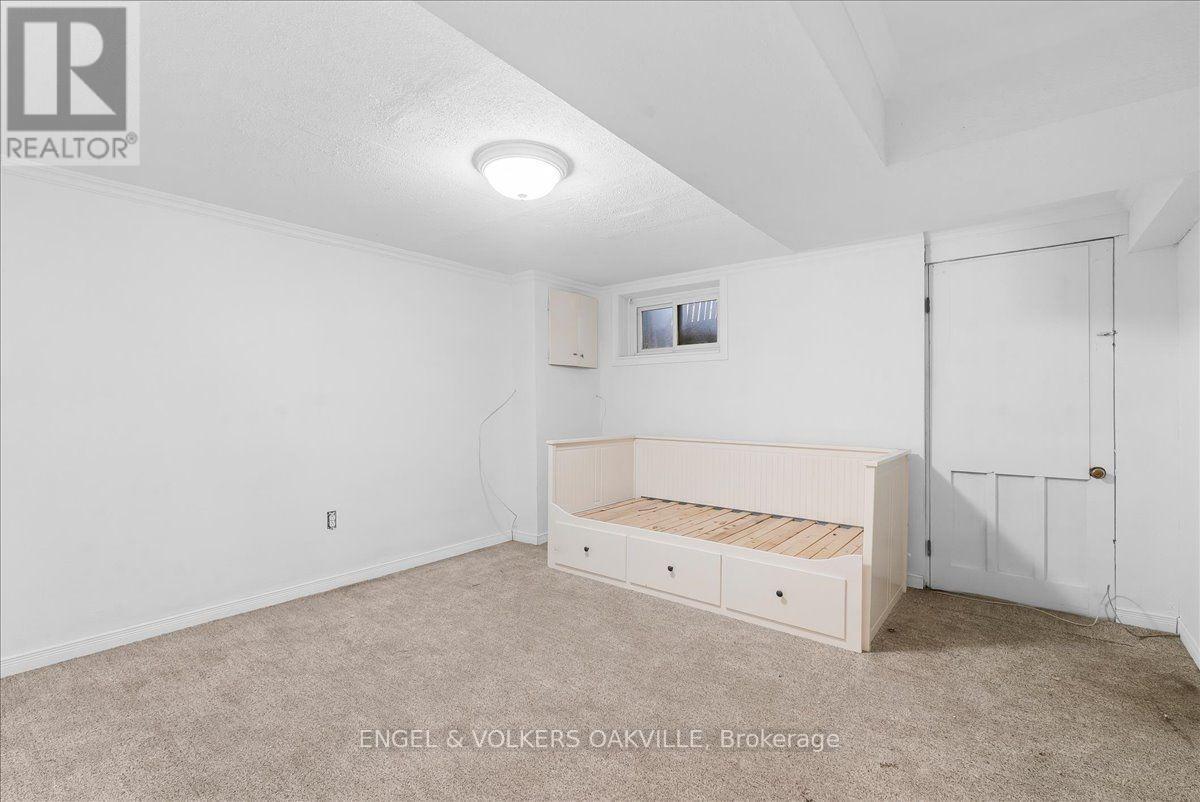351 Renforth Drive Property Photo 30