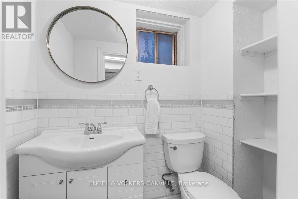 351 Renforth Drive Property Photo 34