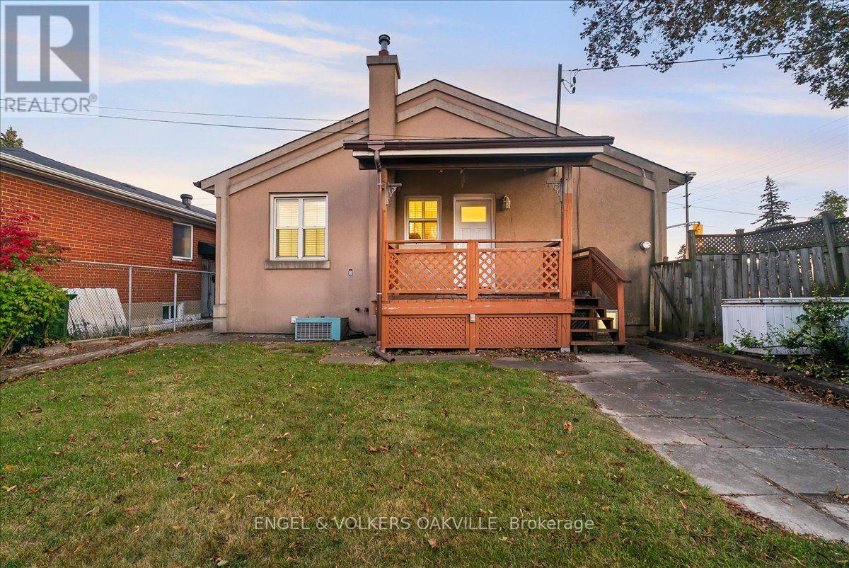 351 Renforth Drive Property Photo 35