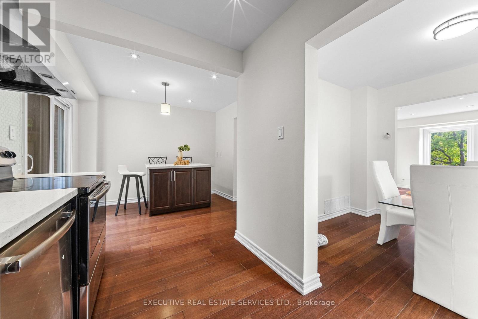 100 Centre Street N Property Photo 15