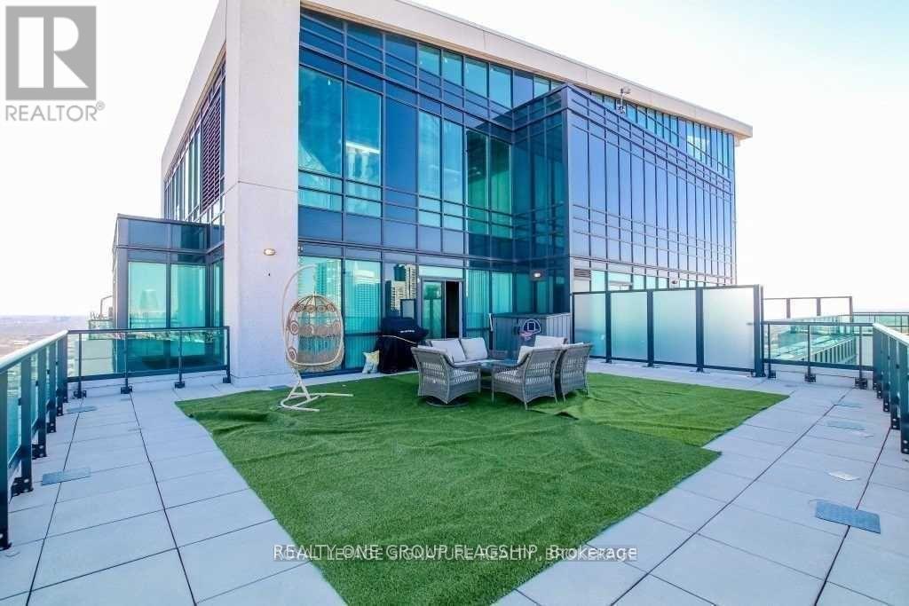 2801 - 3985 Grand Park Drive Property Photo 1