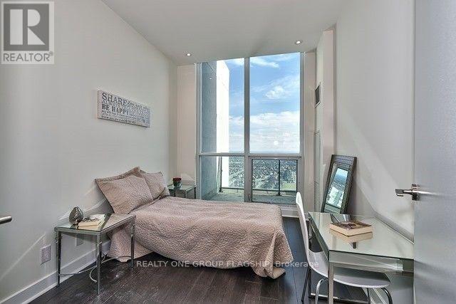 2801 - 3985 Grand Park Drive Property Photo 10