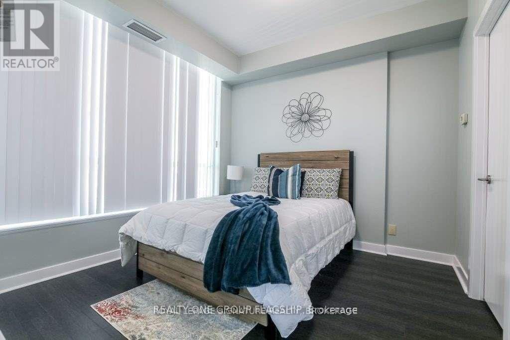 2801 - 3985 Grand Park Drive Property Photo 18
