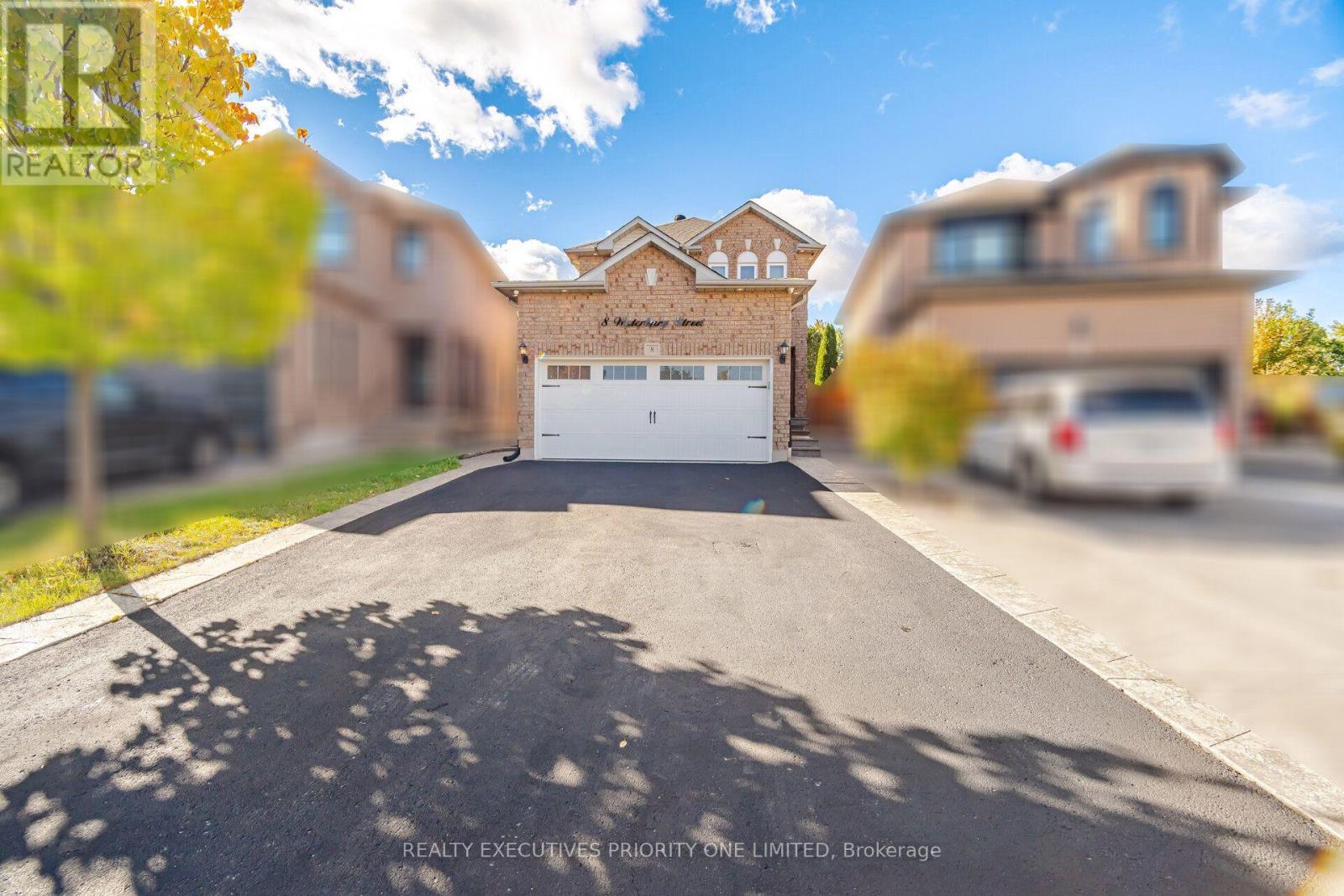 8 Waterbury Street Property Photo 1
