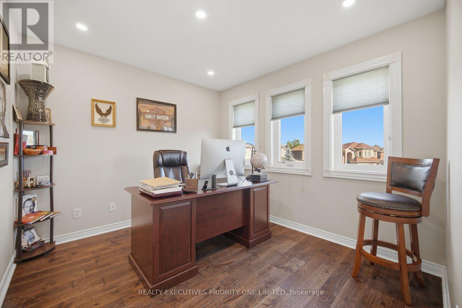 8 Waterbury Street Property Photo 18