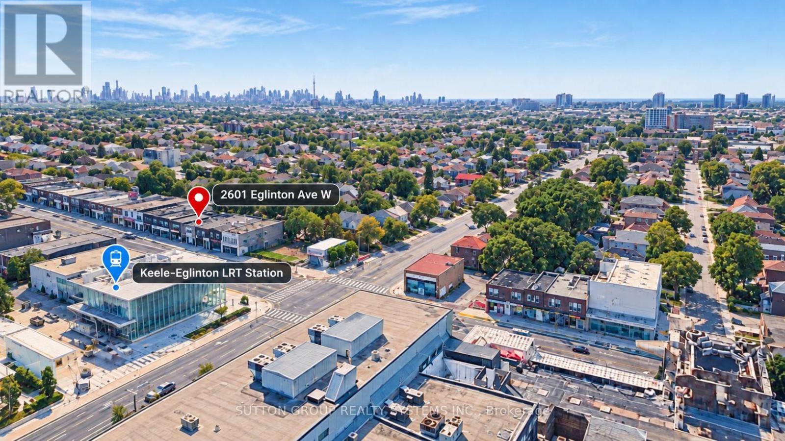 #1- 2nd Floor Front Apart - 2601 Eglinton Avenue W Property Photo 8