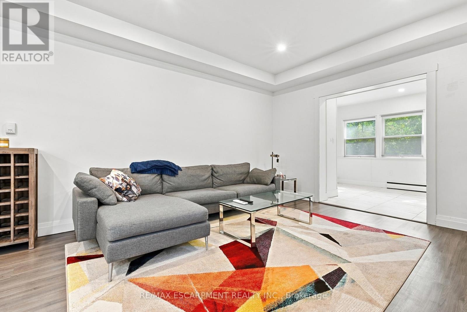 2177 Lakeshore Road Property Photo 6