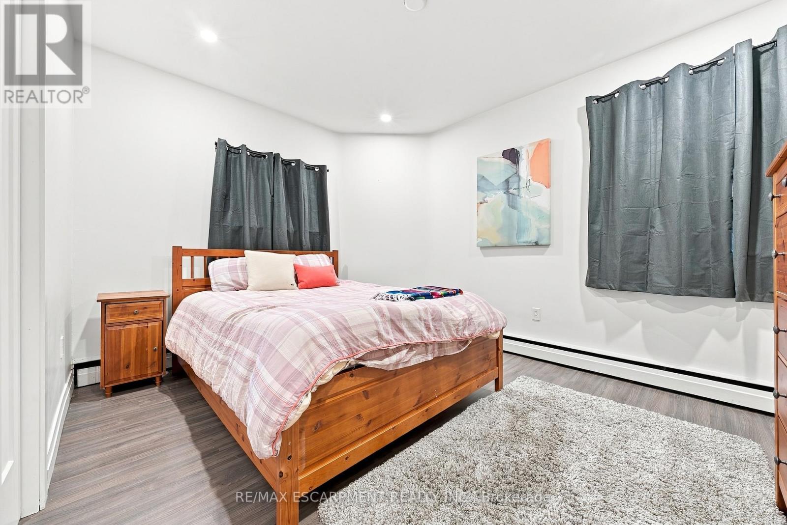 2177 Lakeshore Road Property Photo 12
