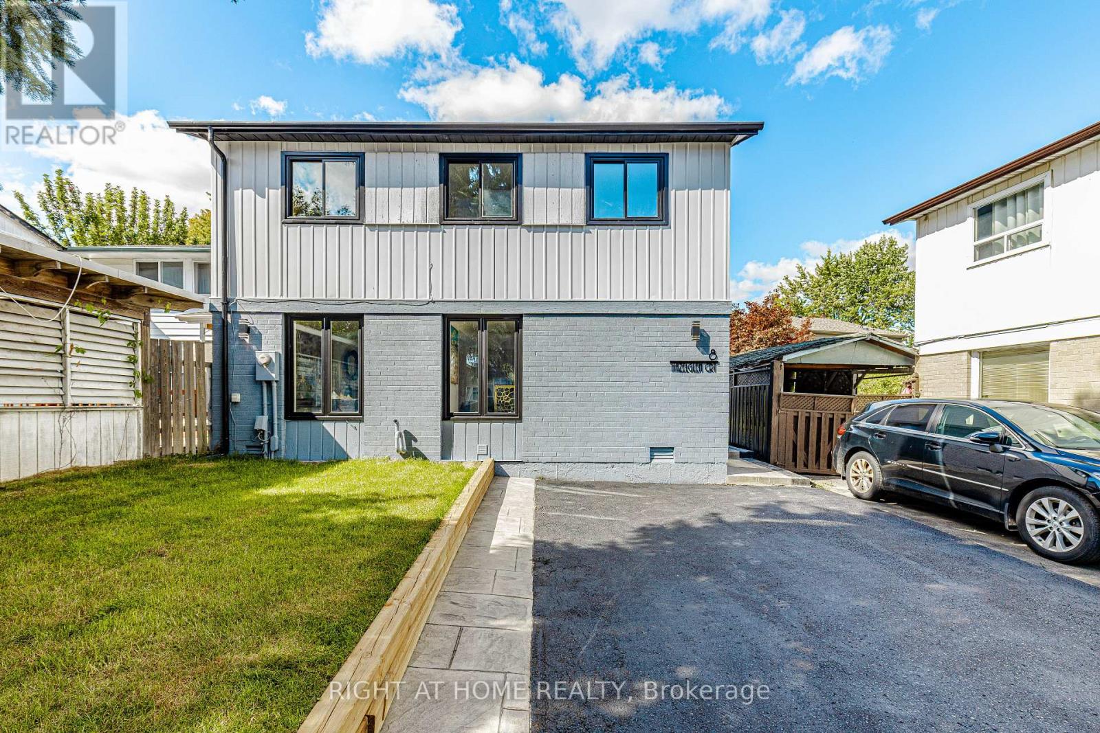 8 Hazelglen Court Property Photo 4