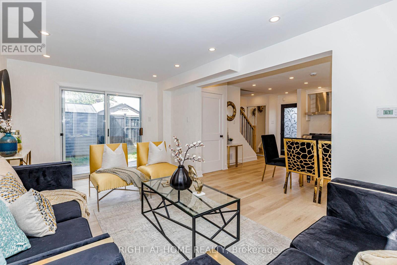 8 Hazelglen Court Property Photo 19