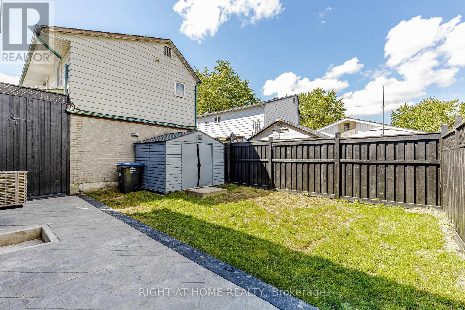 8 Hazelglen Court Property Photo 48