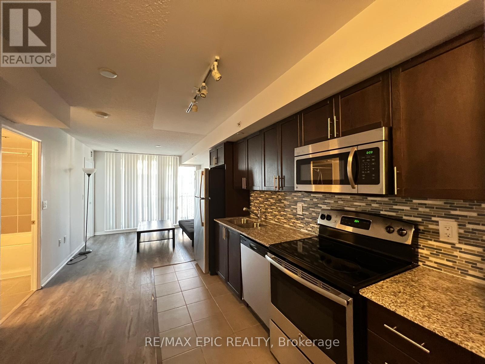 1203 - 830 Lawrence Avenue W Property Photo 5