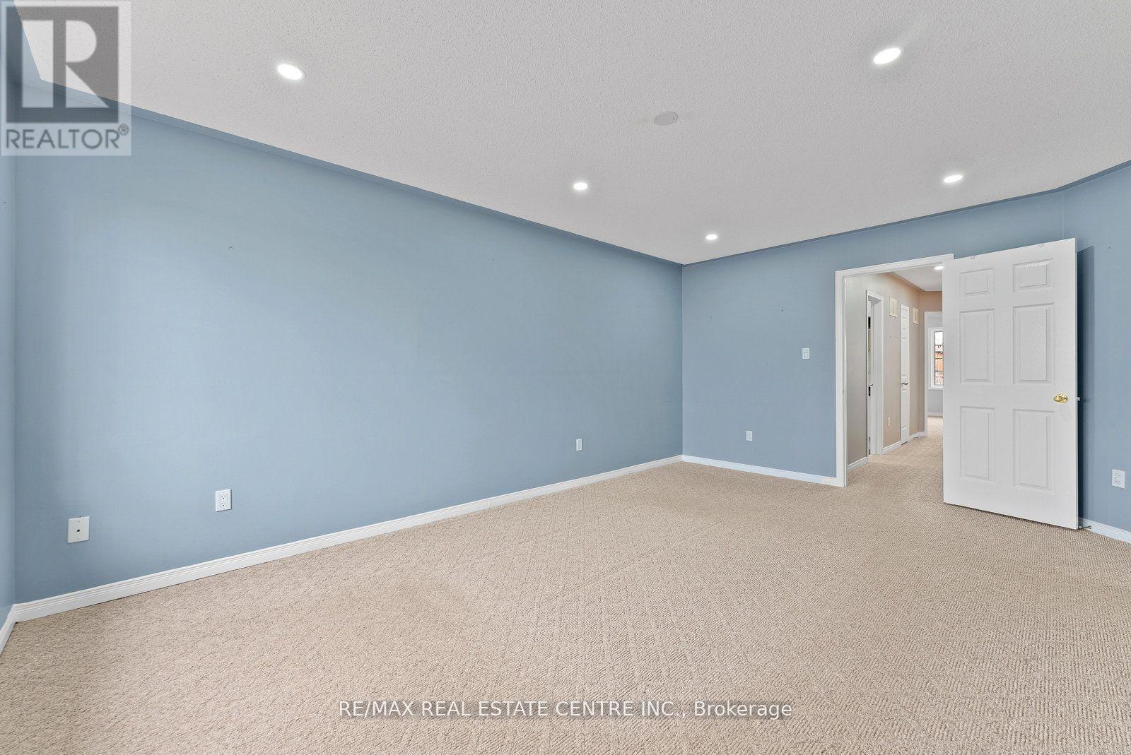 Upper - 5382 Longhouse Crescent Property Photo 24