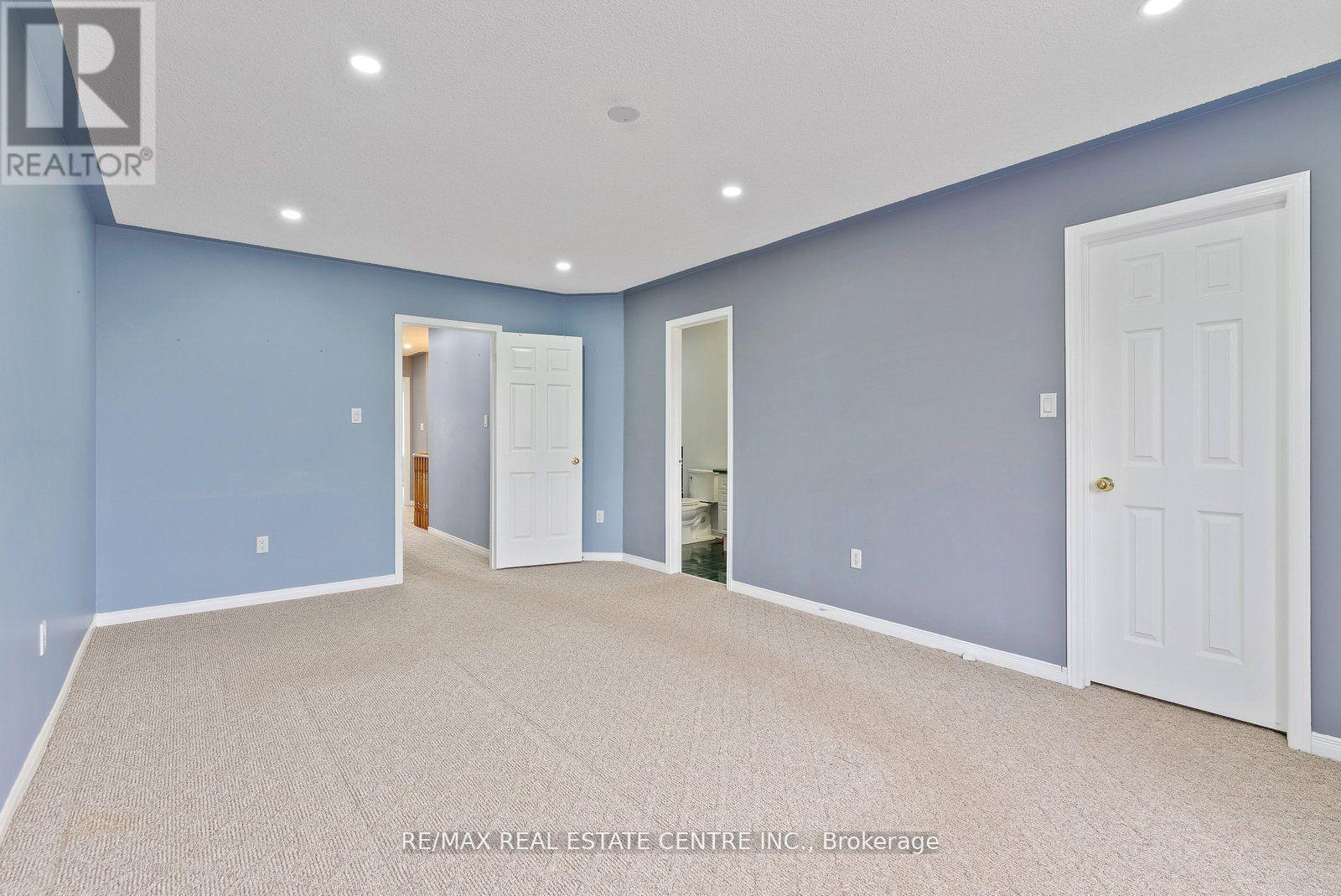 Upper - 5382 Longhouse Crescent Property Photo 25