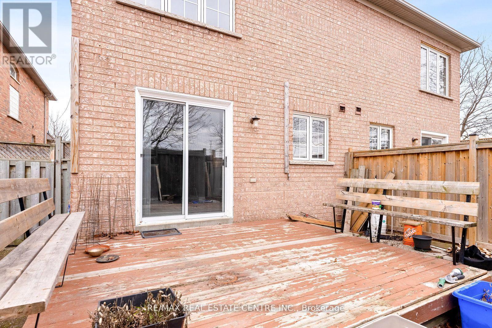Upper - 5382 Longhouse Crescent Property Photo 39