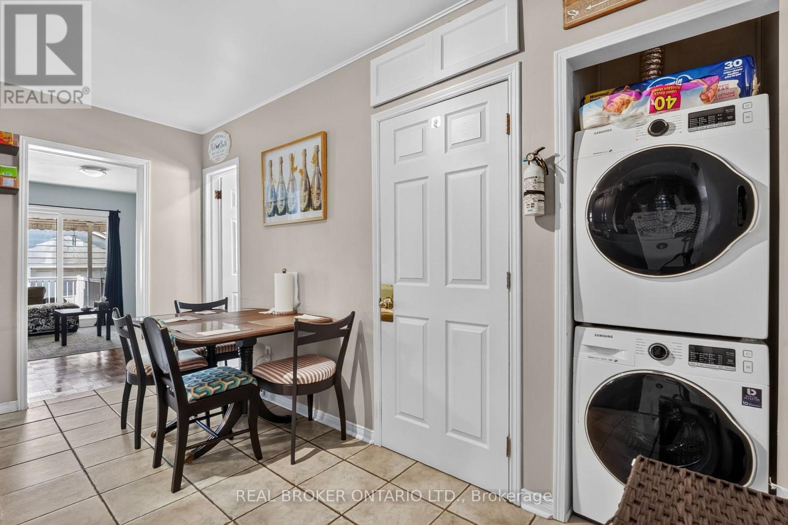 238 Chambers Avenue Property Photo 20
