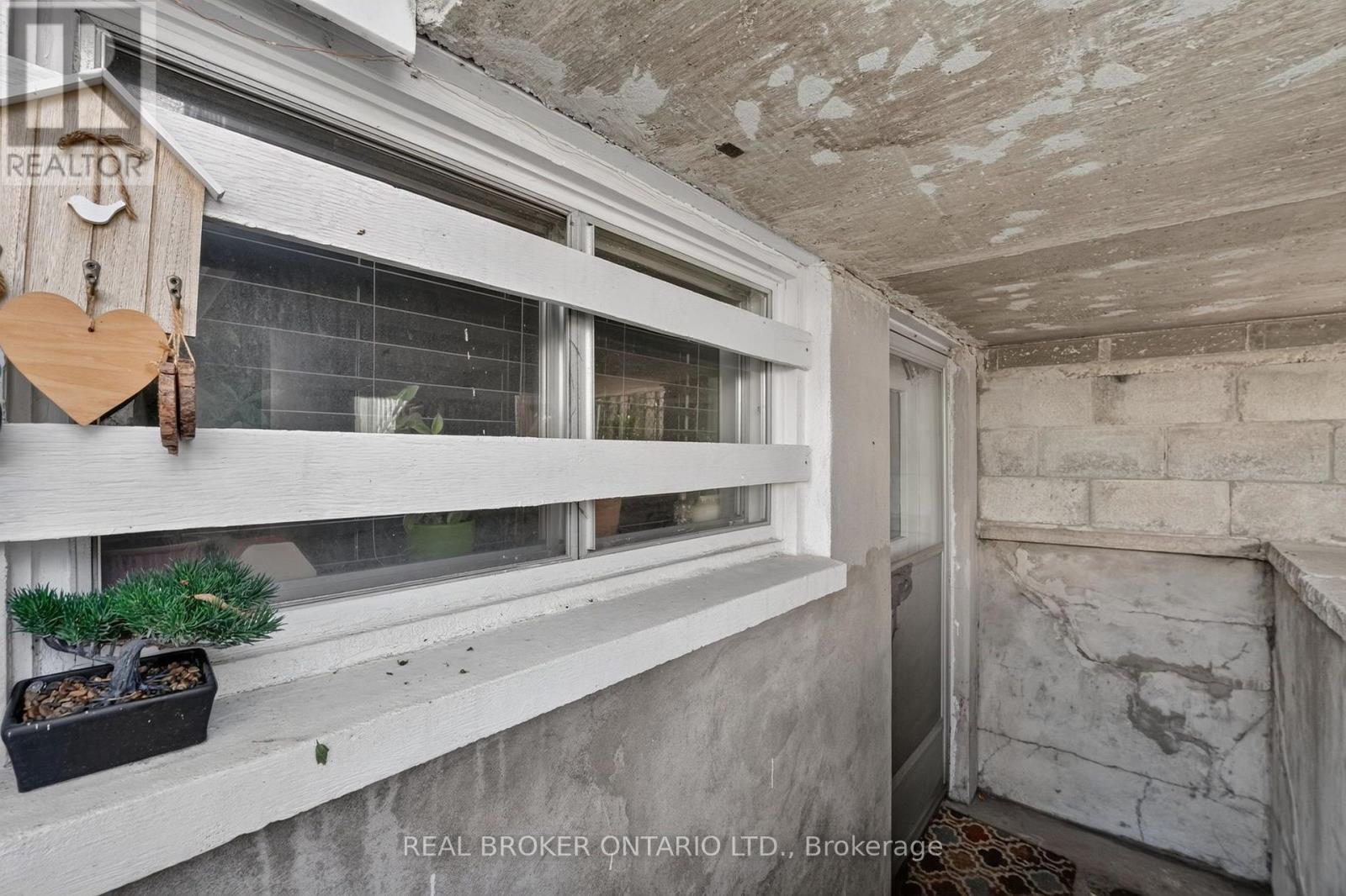 238 Chambers Avenue Property Photo 47