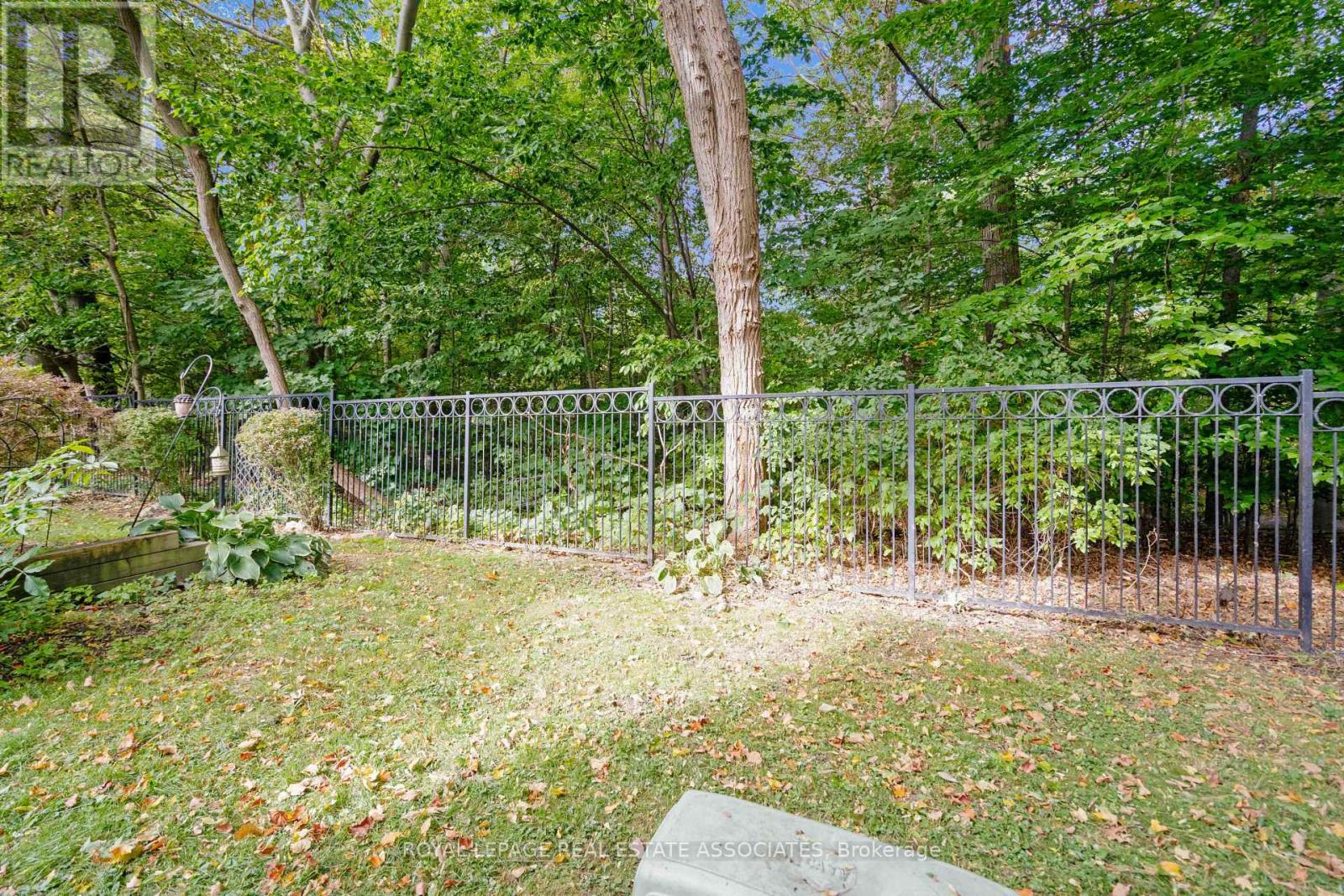 72 - 2199 Burnhamthorpe Road W Property Photo 29