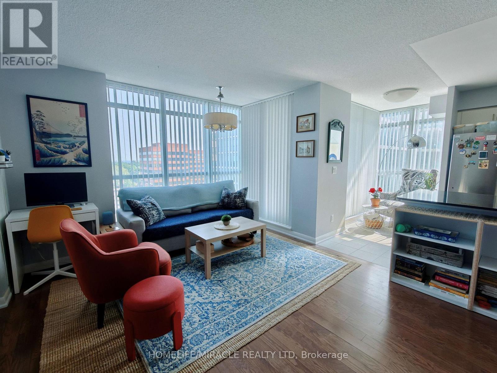 1010 - 205 Sherway Gardens Road Property Photo 2