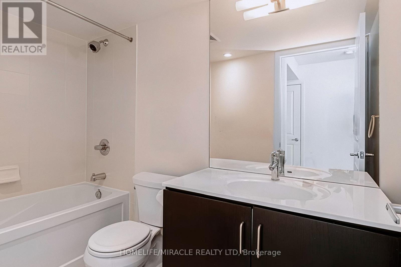 1010 - 205 Sherway Gardens Road Property Photo 8