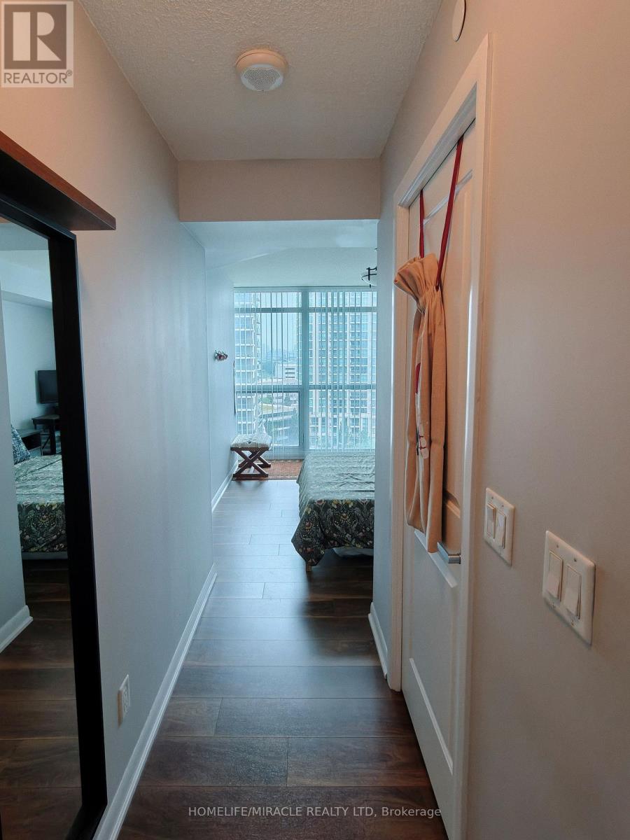 1010 - 205 Sherway Gardens Road Property Photo 10