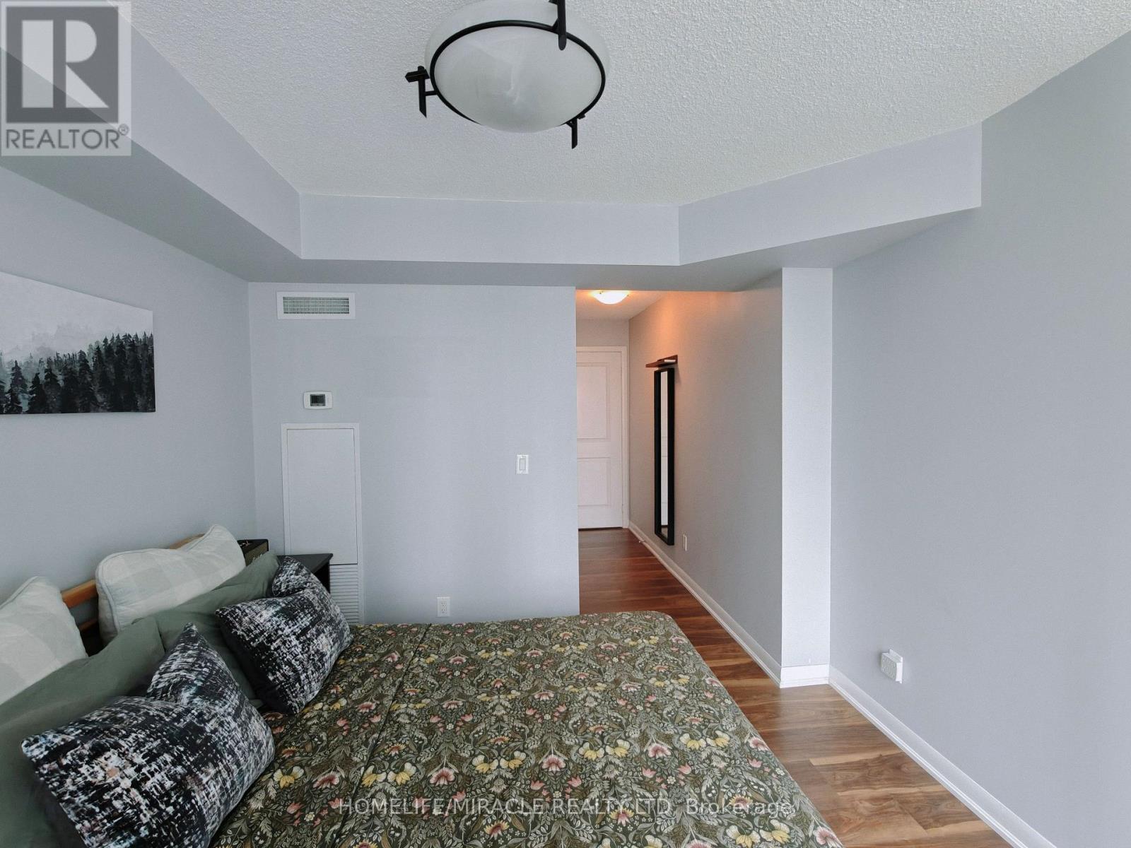 1010 - 205 Sherway Gardens Road Property Photo 13