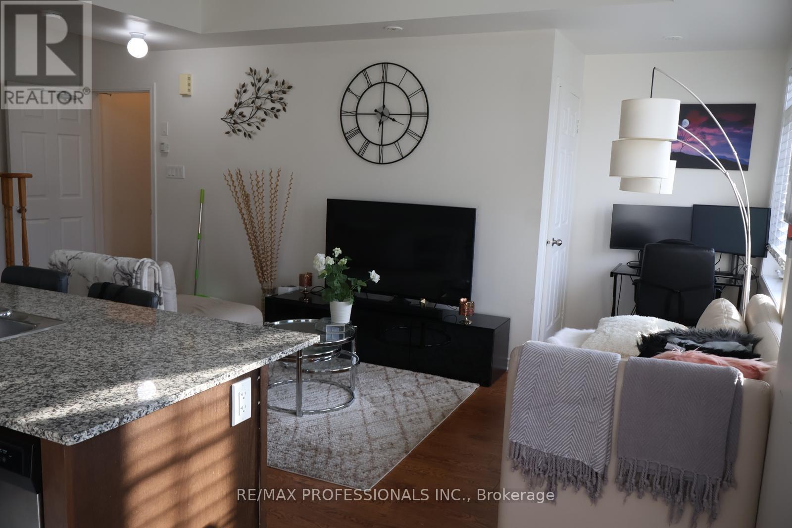 28 - 180 Howden Boulevard Property Photo 7