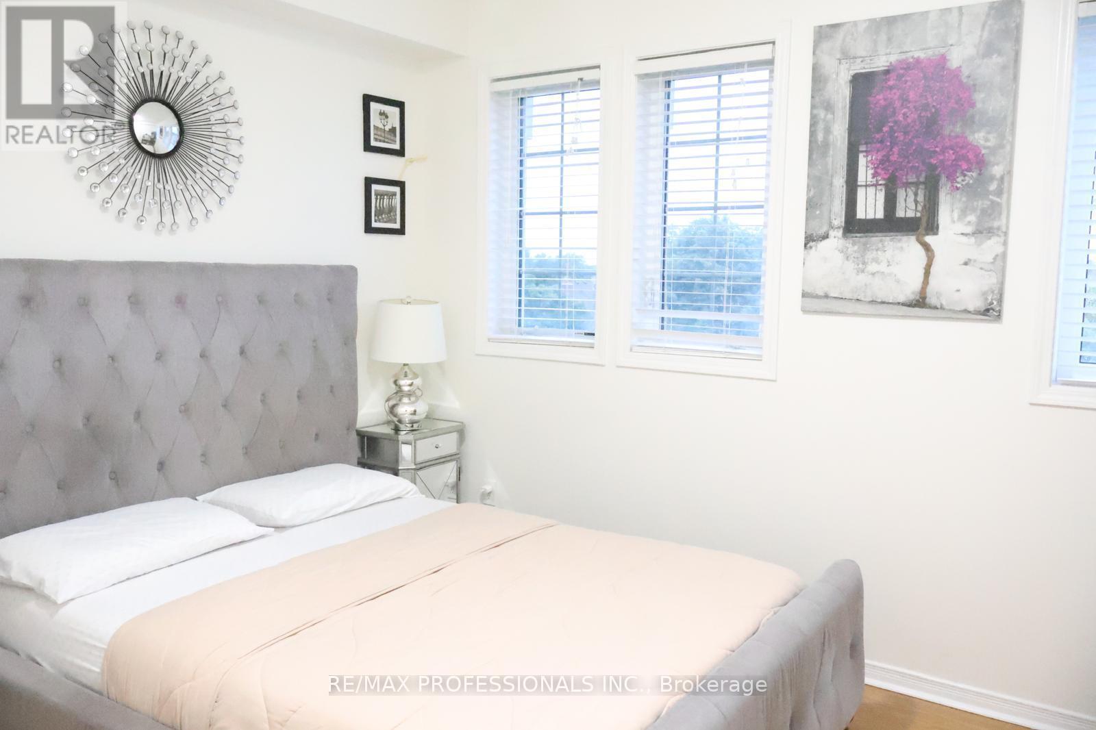28 - 180 Howden Boulevard Property Photo 11