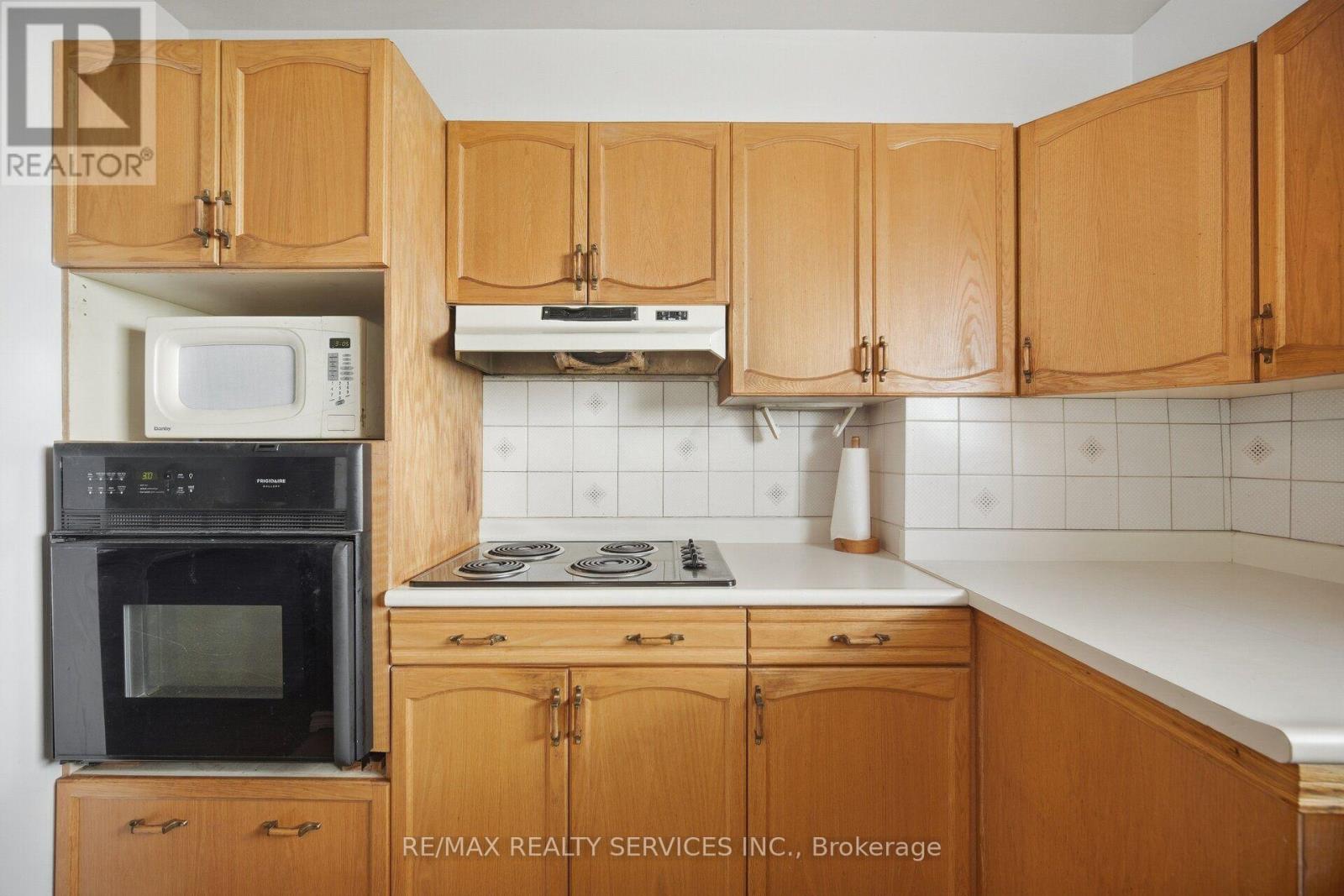 49 Ferndale Crescent Property Photo 15